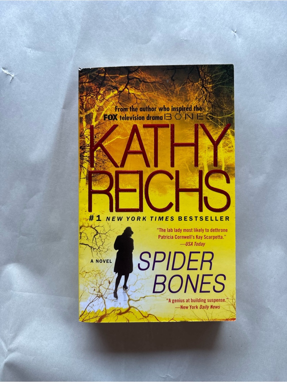 Kathy Reichs Spider Bones 2011 Trade Paperback Temperance Brennan #13